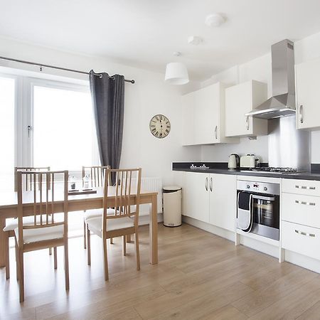 Campbell Park - City Stay Apartments Милтън Кейнс Екстериор снимка