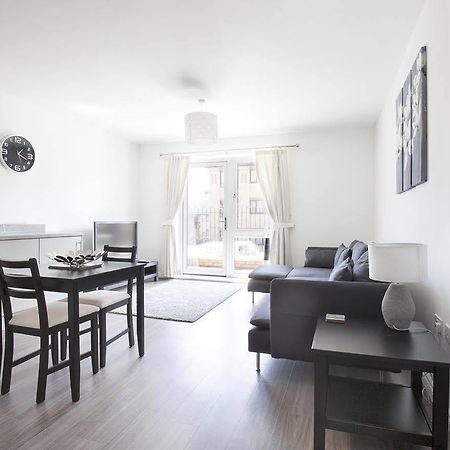 Campbell Park - City Stay Apartments Милтън Кейнс Екстериор снимка